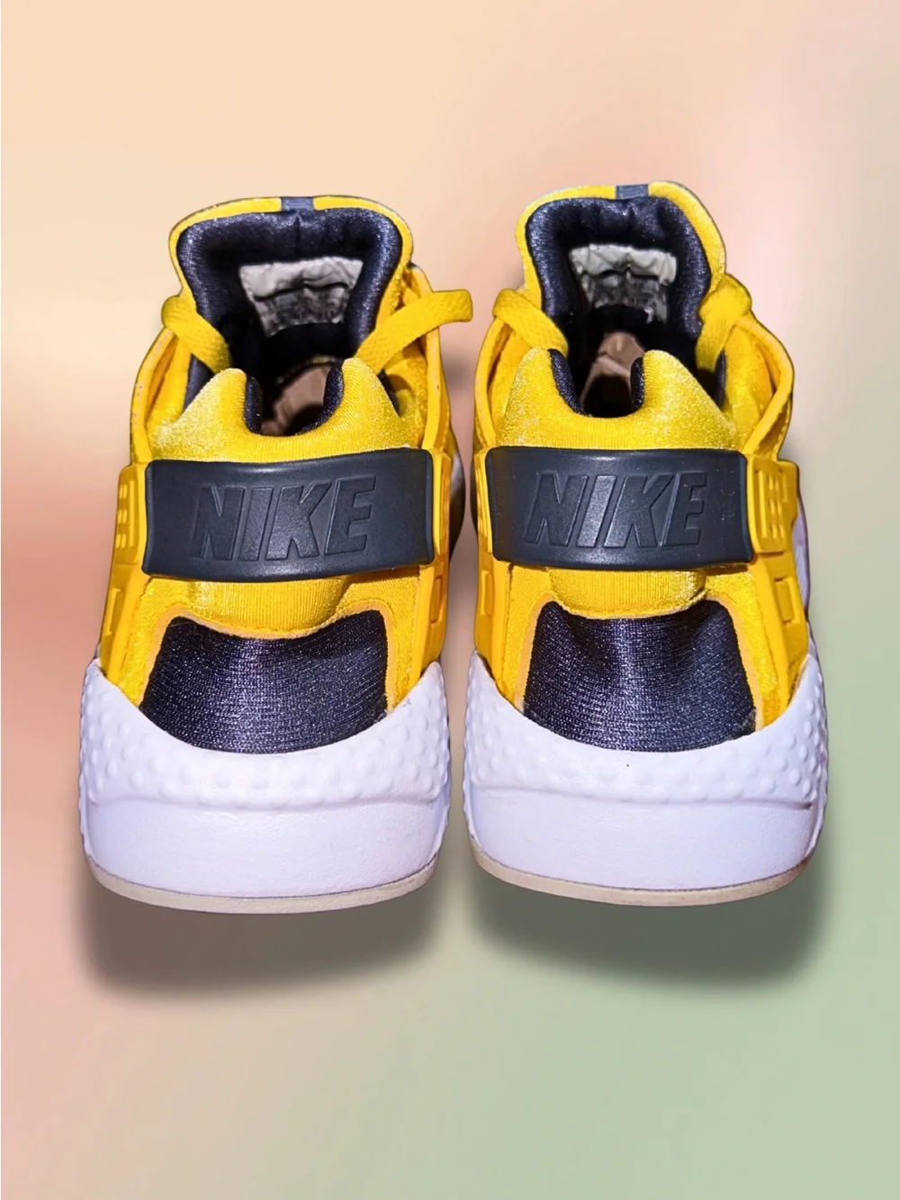 Nike Air Huarache Run GS Tour Yellow White Anthracite 7Y 654275-700